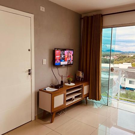 Apartamento Amplo E Confortavel Em 马卡埃 外观 照片